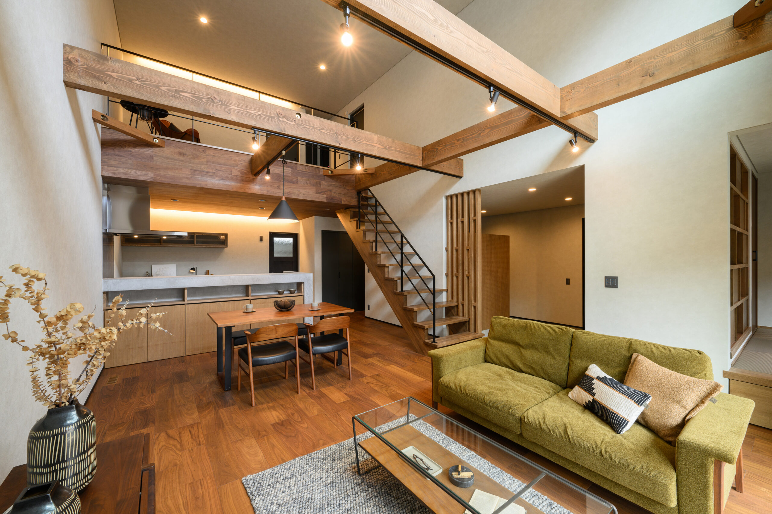 ヴィンテージアウトドアな暮らしが似合う家